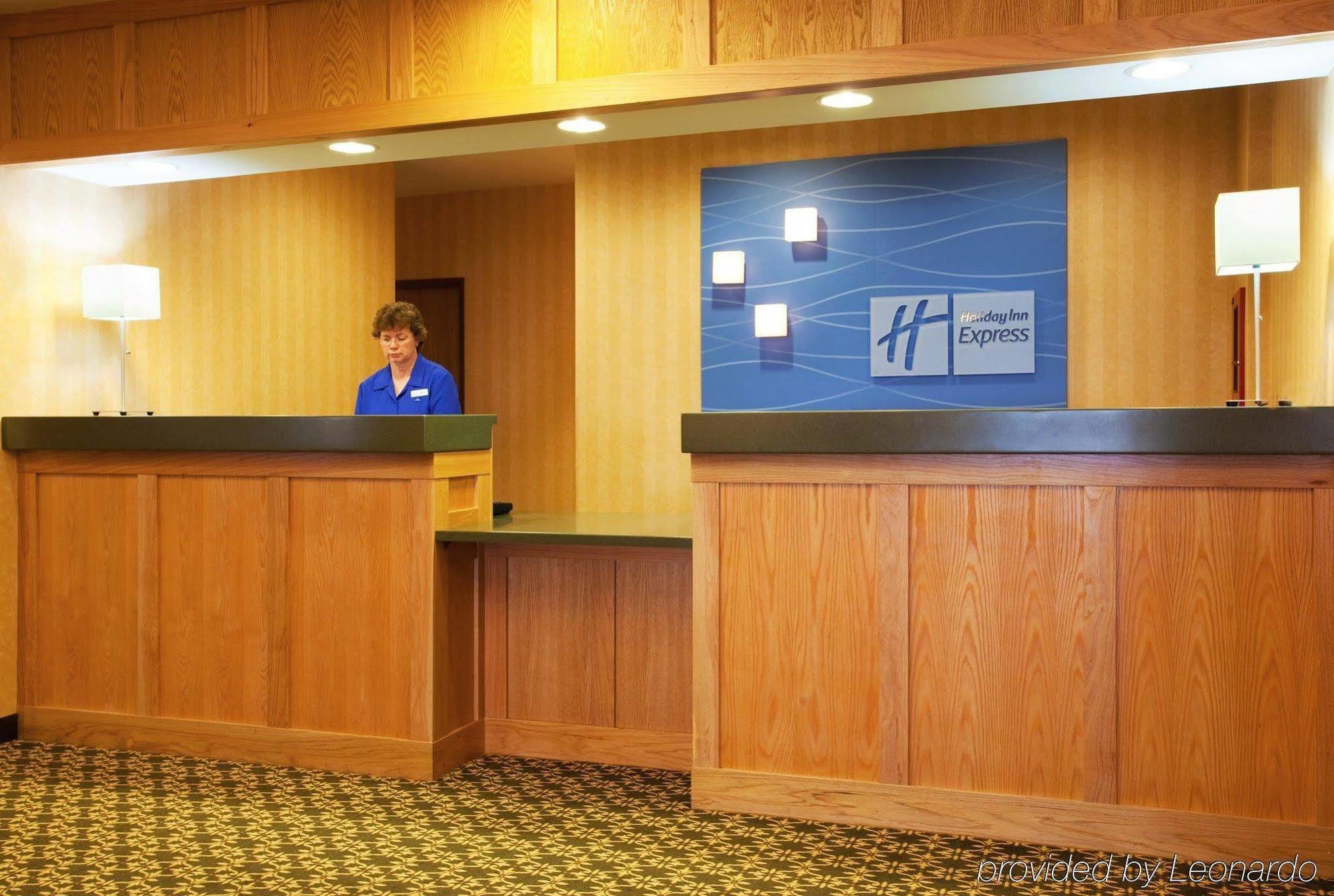 Holiday Inn Express & Suites Iron Mountain By Ihg Εσωτερικό φωτογραφία