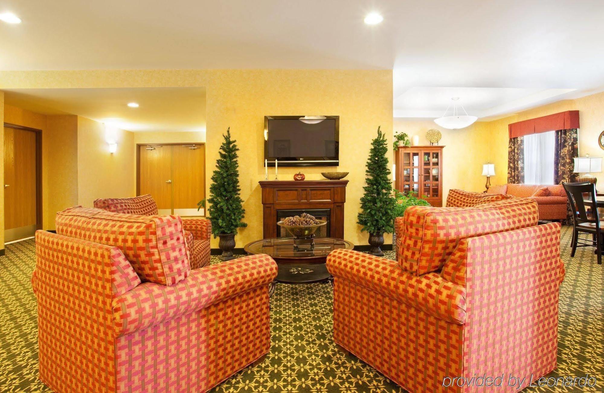 Holiday Inn Express & Suites Iron Mountain By Ihg Εσωτερικό φωτογραφία
