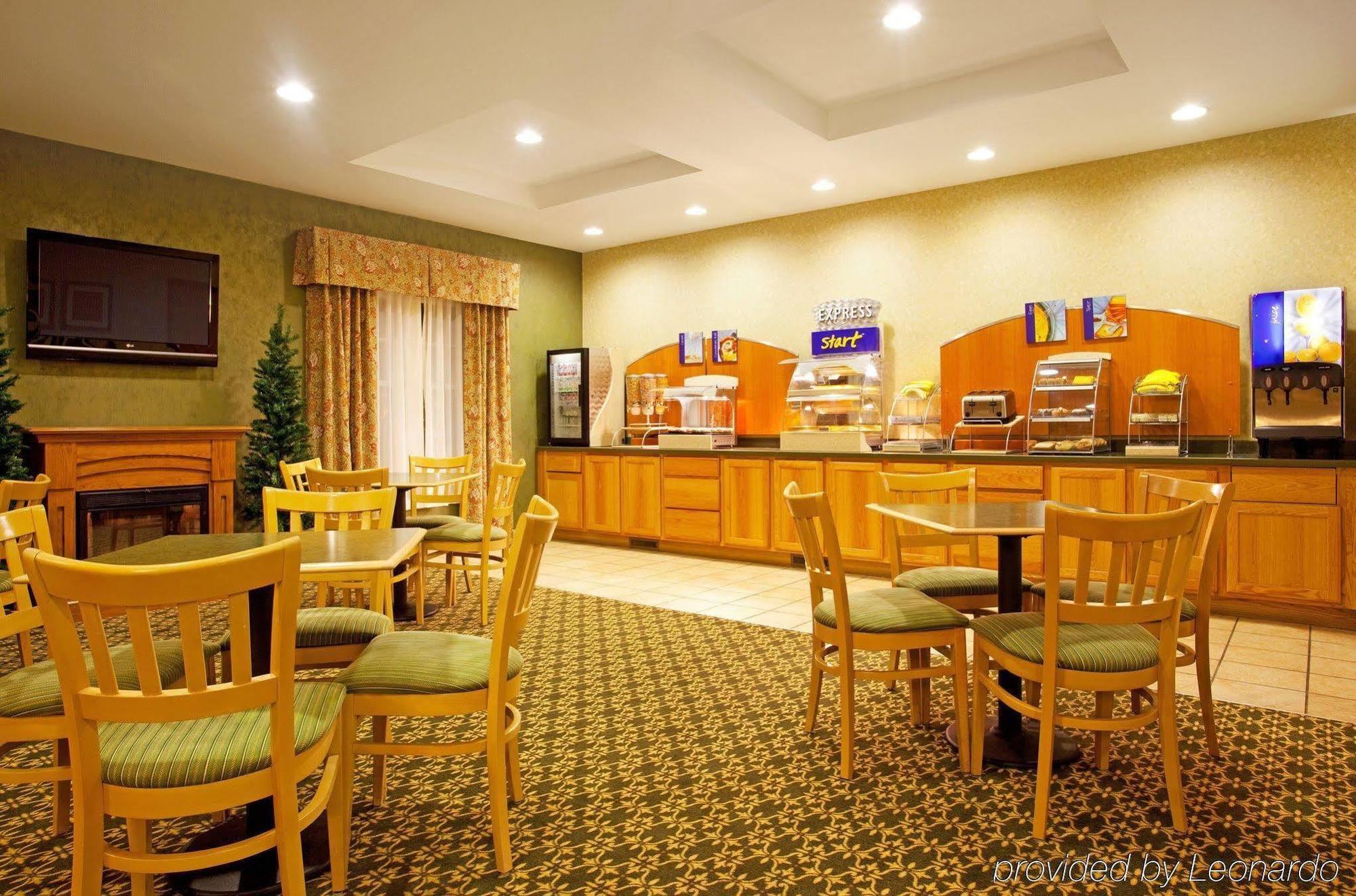 Holiday Inn Express & Suites Iron Mountain By Ihg Εστιατόριο φωτογραφία