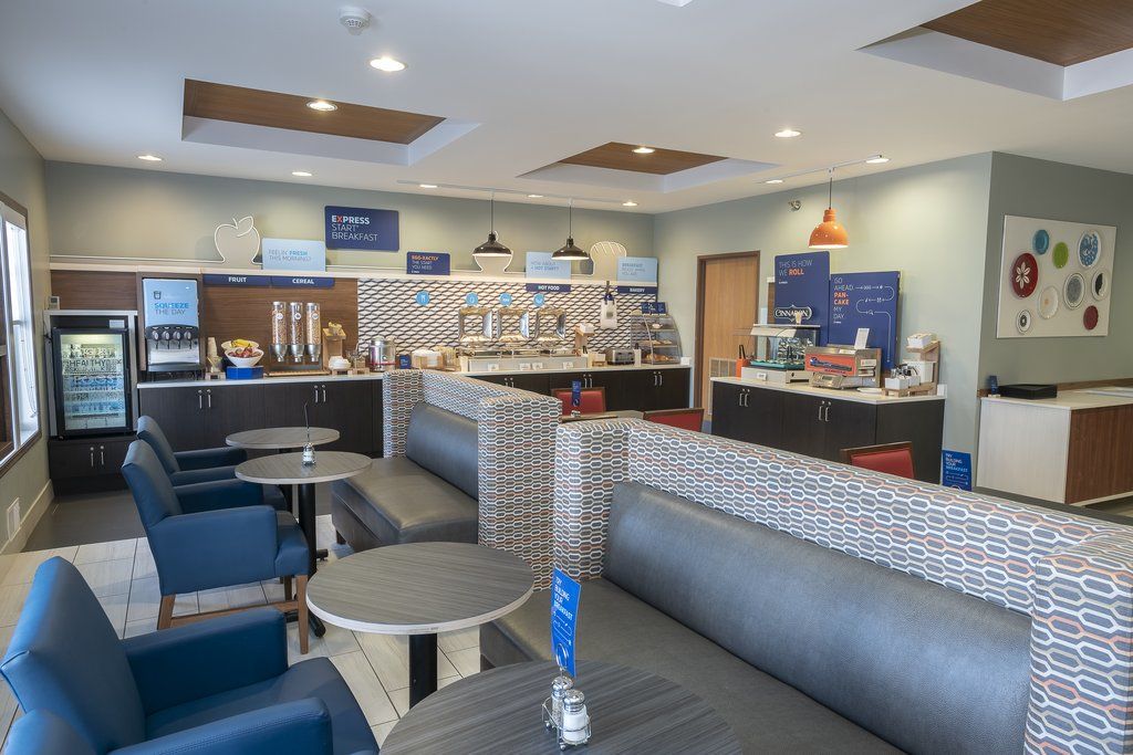 Holiday Inn Express & Suites Iron Mountain By Ihg Εξωτερικό φωτογραφία