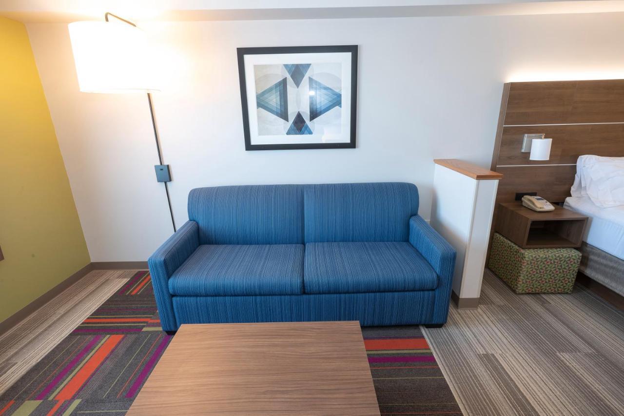 Holiday Inn Express & Suites Iron Mountain By Ihg Εξωτερικό φωτογραφία